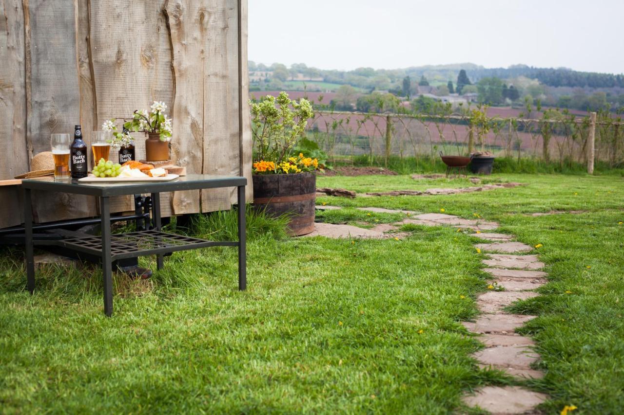 Luxury Shepherd'S Hut Style Cabin With Views Villa Hereford Kültér fotó