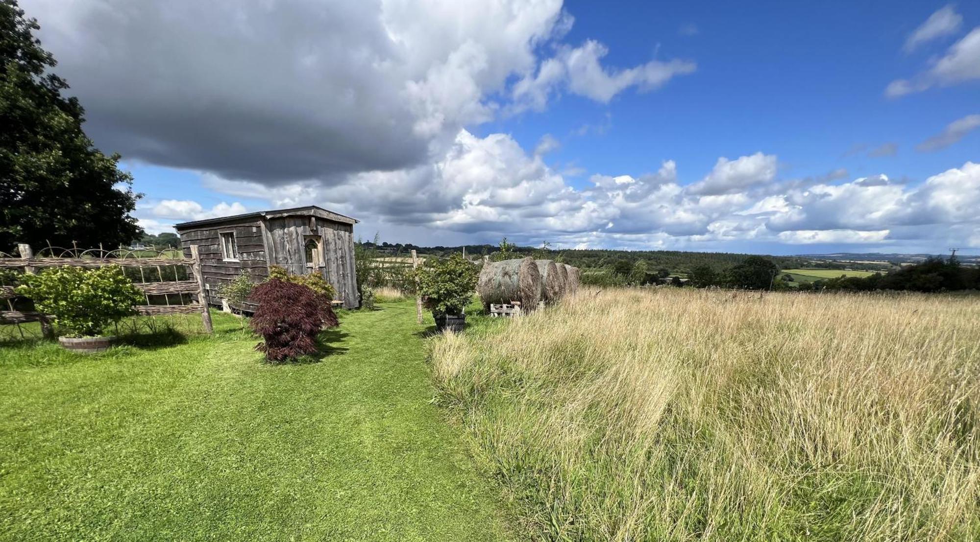 Luxury Shepherd'S Hut Style Cabin With Views Villa Hereford Kültér fotó